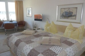 Room - Holiday apartment with 1 bedroom (Borkum)