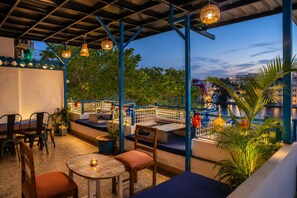 Terrace/patio - Hotel The Nayee Haveli - Lake View Hotel (Udaipur)