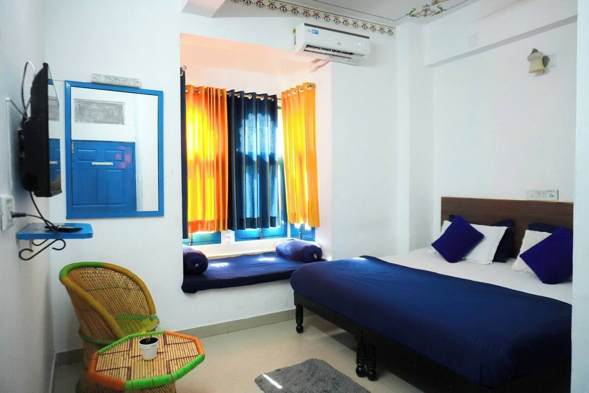 Deluxe Double Room | Desk, laptop workspace, free WiFi