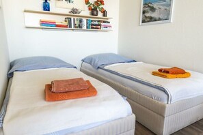 Room - Holiday apartment with 1 bedroom (Borkum)