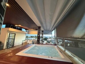 Outdoor spa tub - Apt. acolhedor+Jacuzzi+AC+TV+Cozinha @Santo Domingo RD (Santo Domingo)