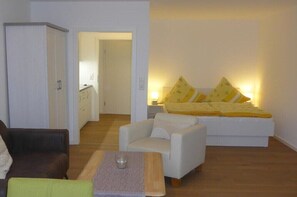 Room - Holiday apartment with 1 bedroom (Borkum)