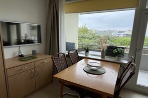Dining - 13 II holiday apartments with sea view (Borkum)