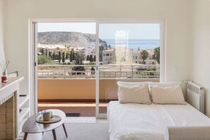 Iron/ironing board, WiFi, bed sheets - Villa with stunning Ocean Views & Priv. Heated Pool (Luz)