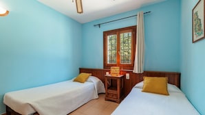 Room - Nice villa in Sant Carles with pool (Sant Carles)