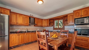 Private kitchen - Nice villa in Sant Carles with pool (Sant Carles)