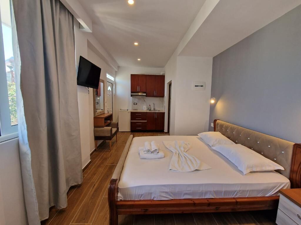 Deluxe Triple Room, Balcony, Garden View | Free WiFi