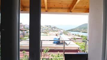 Tripla Deluxe, balcone, vista lago | Interni
