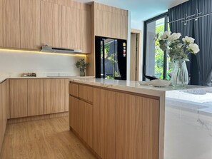Interior - Spacious 4-bedroom villa Naiton beach Phuket (Tambon Sa Khu)