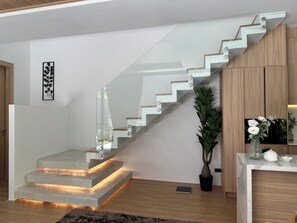 Interior - Spacious 4-bedroom villa Naiton beach Phuket (Tambon Sa Khu)