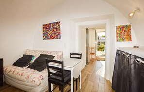 Interior - 1 bedroom amazing apartment in Moriani-Plage (Moriani-Plage)