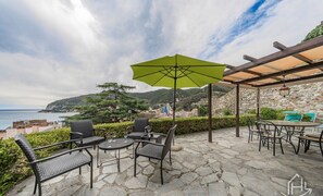 Outdoor dining - [Historic Castle Villa 1] Sea View & Garden (Noli)