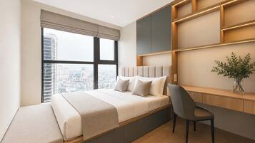 Blackout curtains, soundproofing, iron/ironing board, free WiFi
