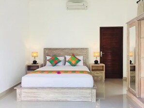 Superior Double Room, Balcony, Garden View