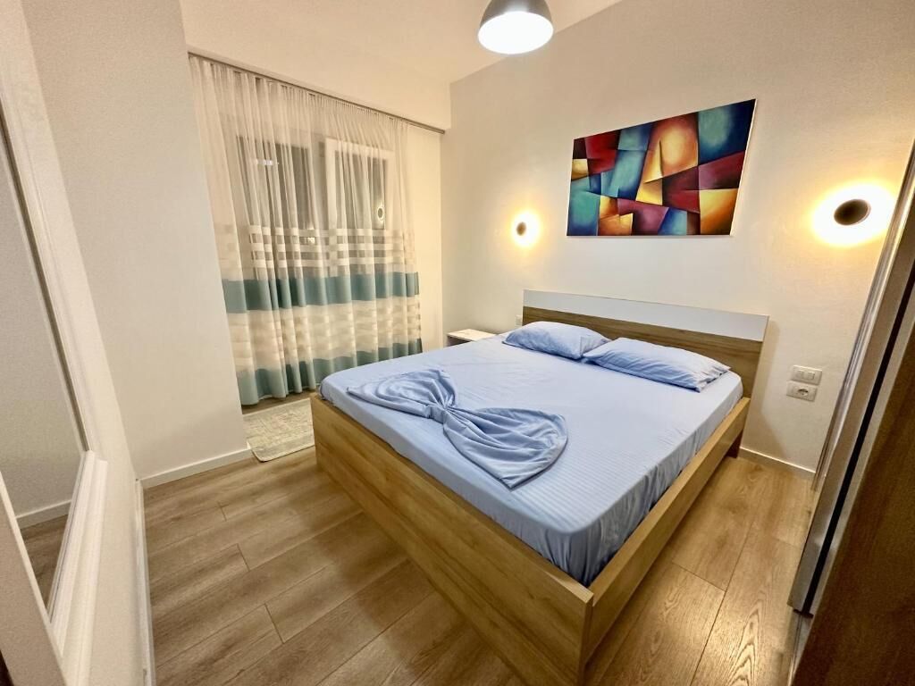 In-room safe, free WiFi
