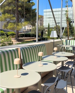 Restaurant - Mercure Nîmes Centre Arènes (Nimes)