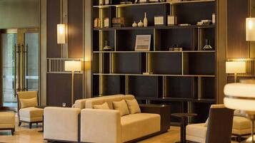 Sala de estar en el lobby