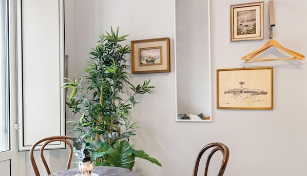 Dining - Vistamarina room 1 – Essential comfort in the heart of Cagliari 🌊✨ (Cagliari)