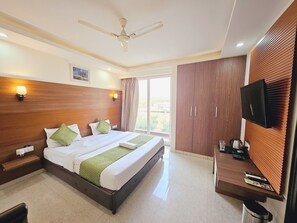 Deluxe Double Room, Balcony, City View - Hotel Elite One (Gurugram)