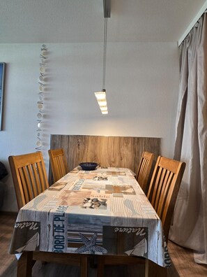 Dining - Vrbo Property (Großenbrode)