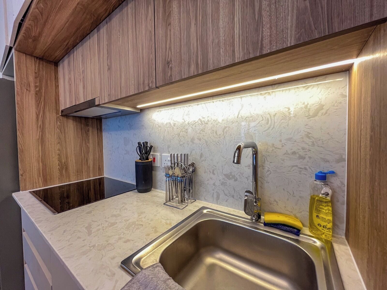 Comfort Apartment, 1 Bedroom, Beach View | Private kitchen | Full-size fridge, microwave, blender, cookware/dishes/utensils