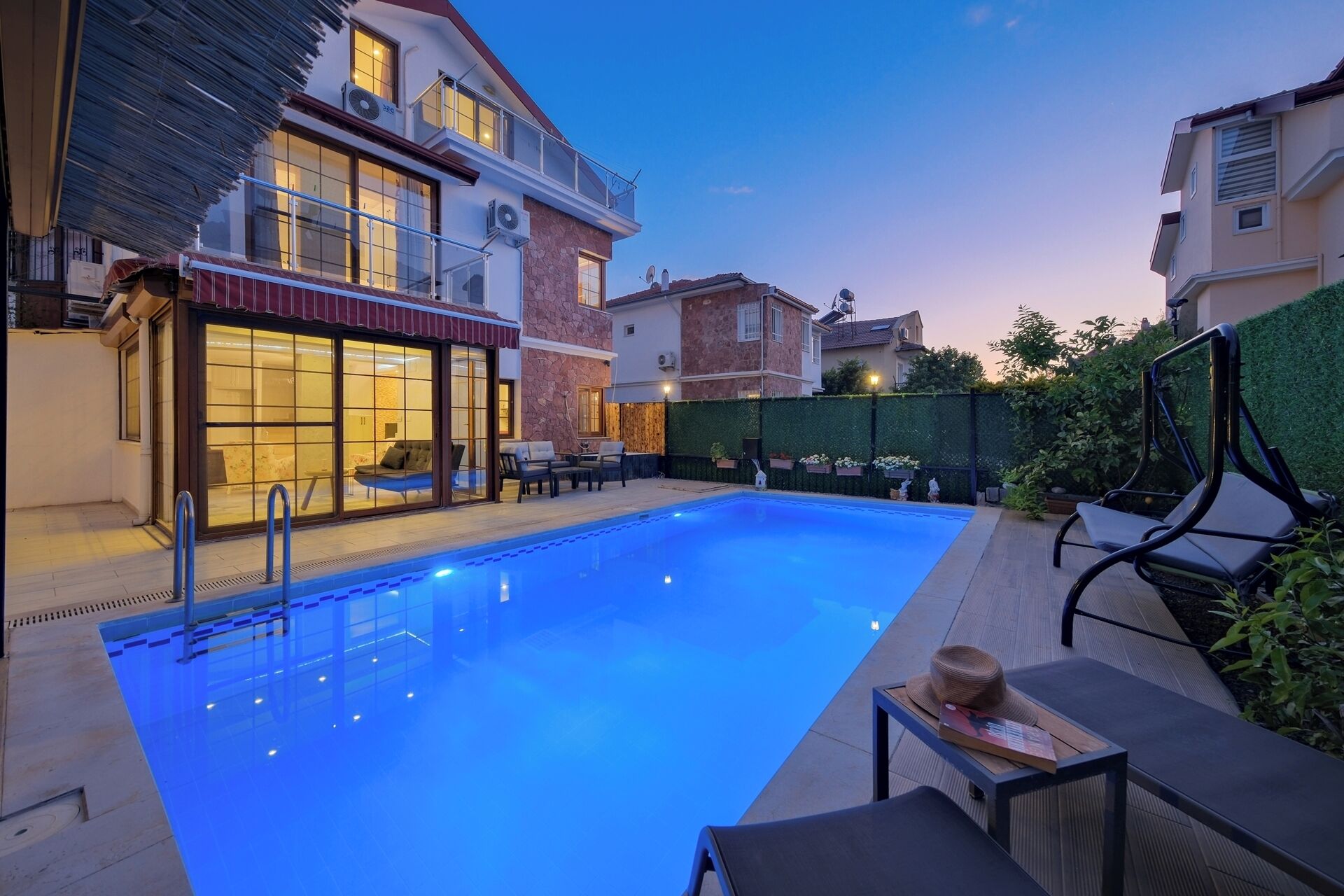 Pool