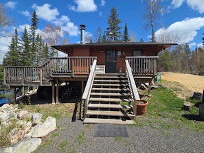 Exterior - Wolfe's Den Cabin | Angler Extras + Lake Toy Fleet (Northeast St. Louis)