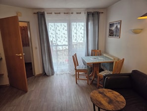 Apartment, Resort View | Interior