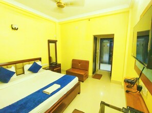 Kamar Double Deluks, Beberapa Tempat Tidur, AC | Pemandangan dari kamar