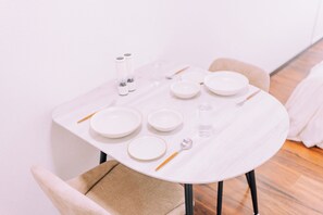 Apartamento, sacada | Opções para refeição