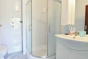 Hair dryer, towels - Countryside oasis in Valica (Umag)