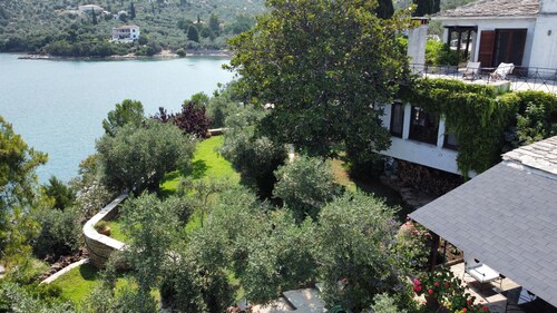 Villa Mitzela in Amaliapoli