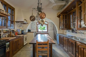 House | 6 bedrooms - Villa Mitzela in Amaliapoli (Almyros)