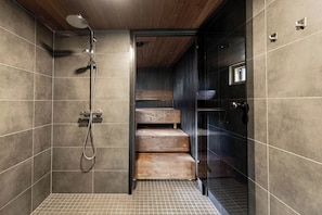 Superior Villa, 4 Bedrooms, Sauna, Executive Level | Bathroom | Shower, rainfall showerhead, hair dryer, bidet
