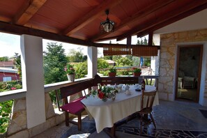 Outdoor dining - Wonderful terrace retreat (Savudrija)