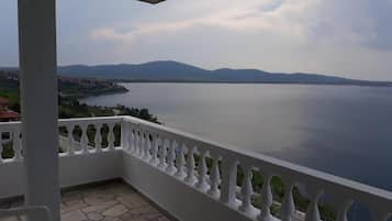 Double Room, Balcony, Sea View | Property grounds