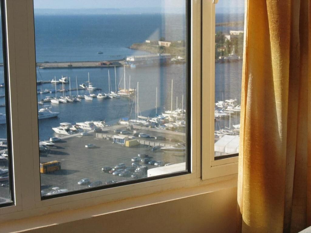 Habitación doble, balcón, vistas al mar | Interior