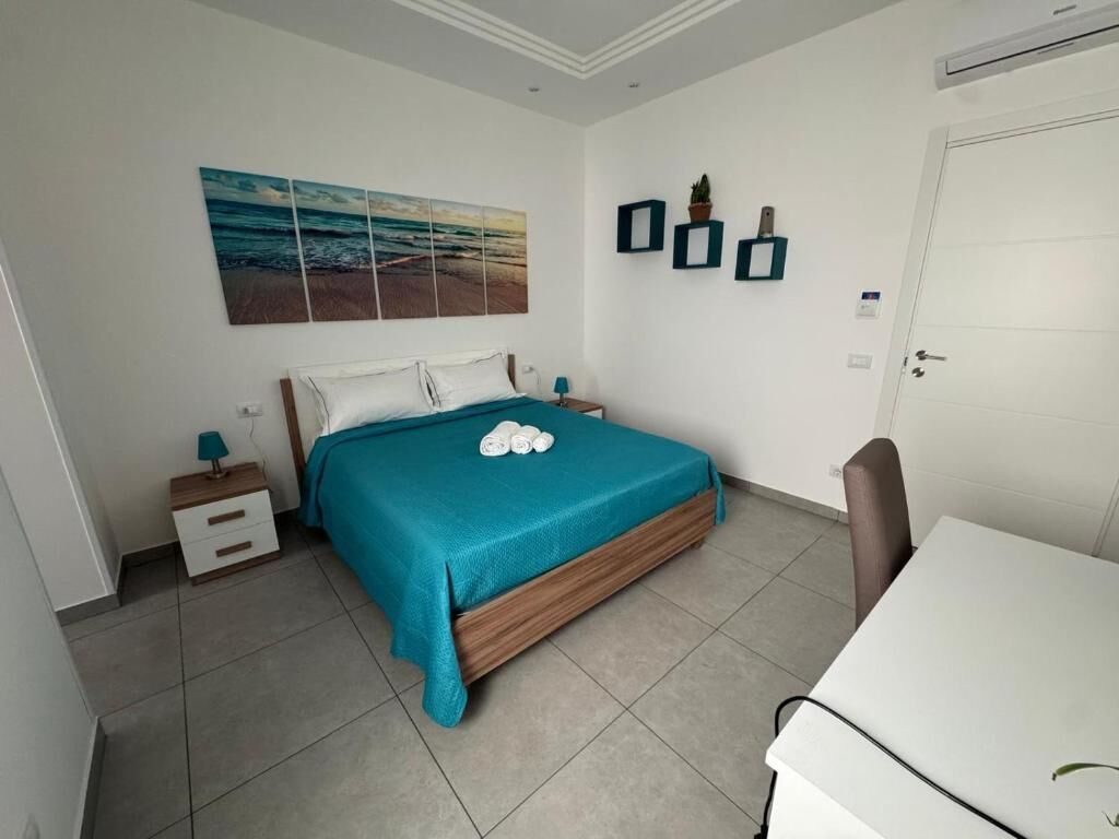 Quarto casal | Cofres nos quartos, ferros/tábuas de passar roupa, Wi-Fi de cortesia