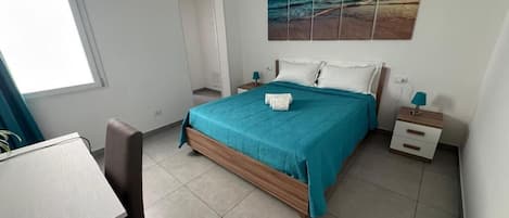 In-room safe, iron/ironing board, free WiFi