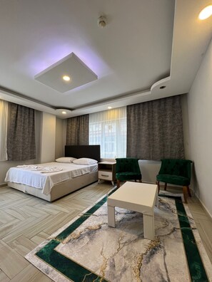 Double Room | In-room safe, soundproofing