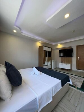 In-room safe, soundproofing