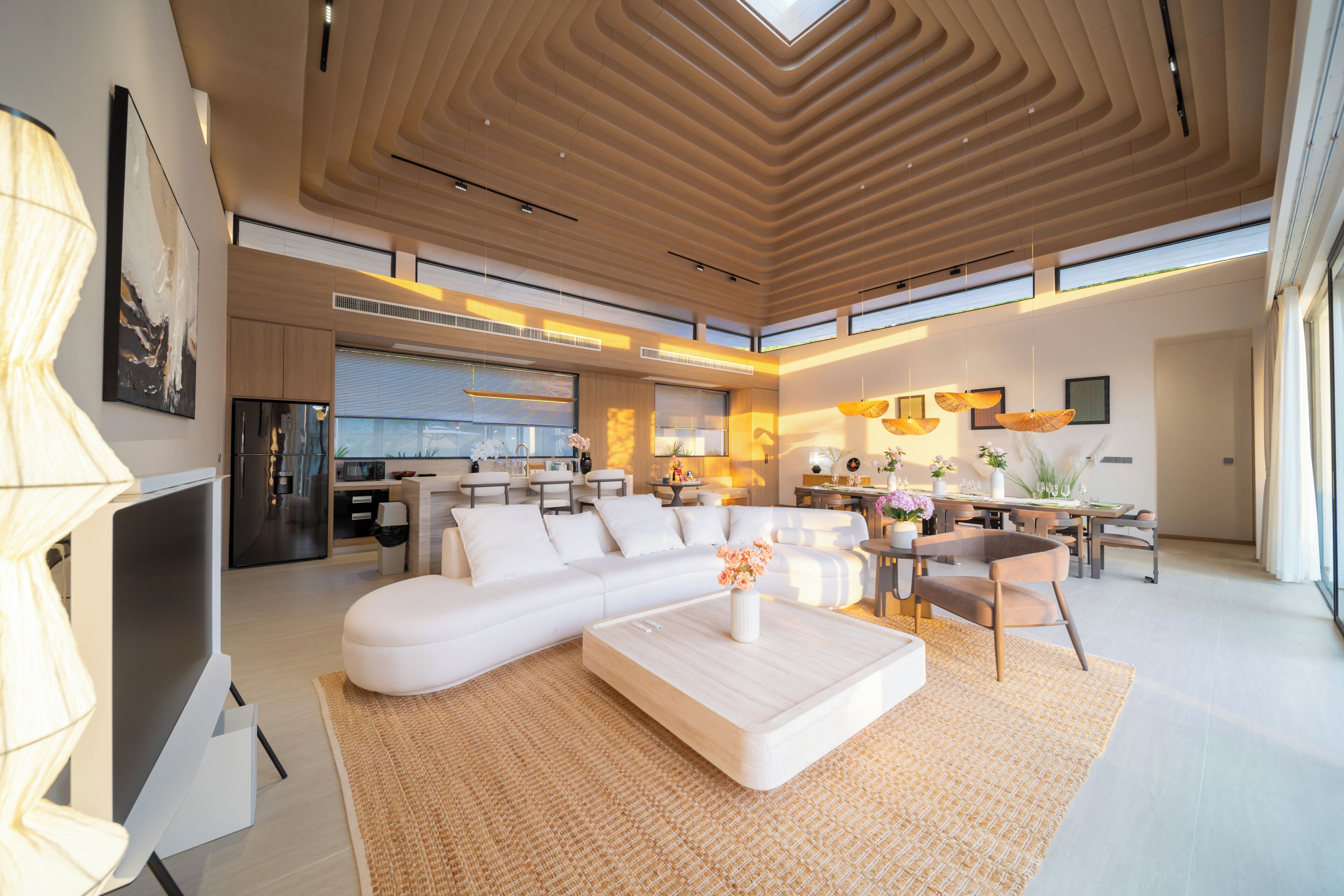 Deluxe Villa, Pool View | Living area
