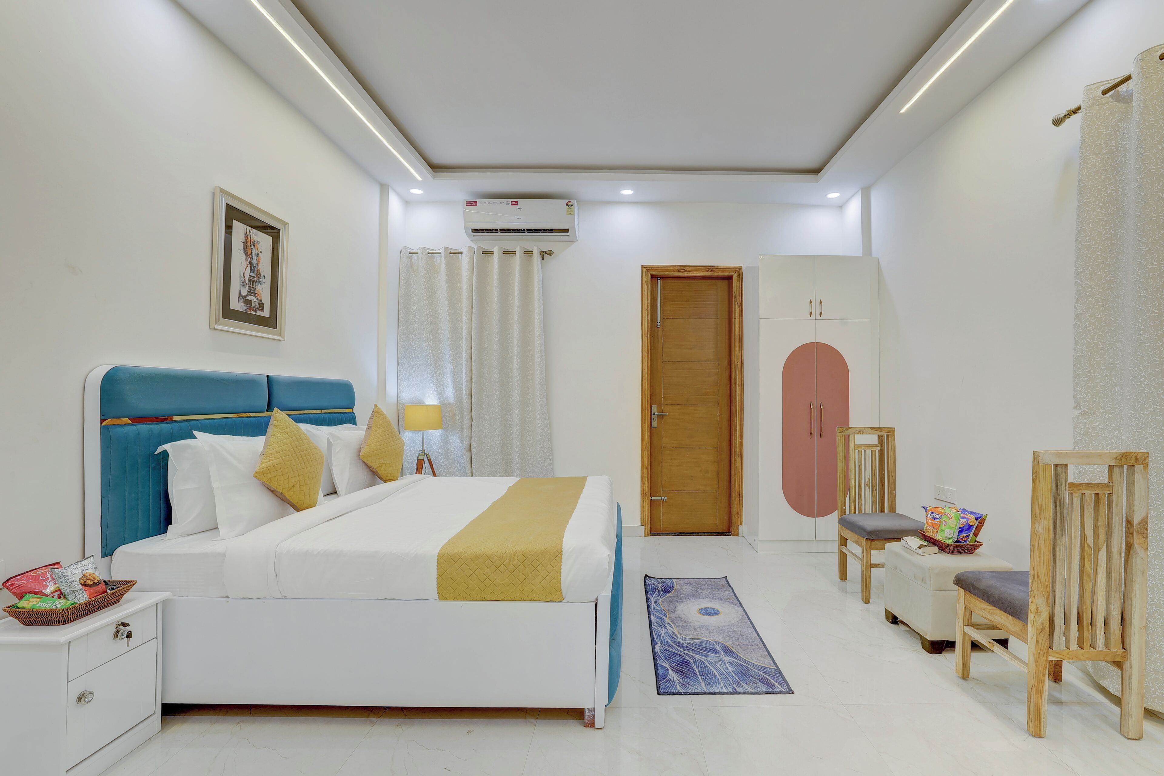 Deluxe Apartment | In-room safe, iron/ironing board, free WiFi