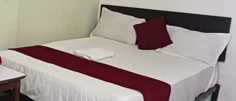 Deluxe Double Room, City View | Desk, free WiFi