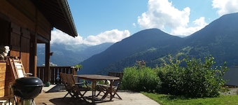 Family chalet facing Mont Blanc