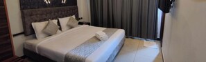 Grand Double Room | Free WiFi - HOTEL MMD GRANDE (THANJAVUR)