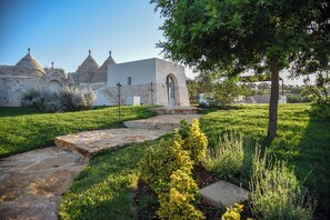 Interior - TD Trullo Rosmarini Enchanted Retreat With Pool (Cisternino)