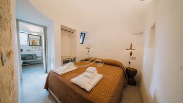 House (1 Bedroom) | 1 bedroom, bed sheets
