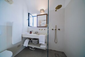 Ferienhaus (1 Bedroom) | Badezimmer | Dusche, Bidet