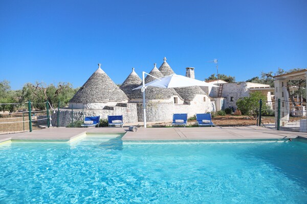 Td Trulli Albapetra Pool & Olive Trees - Puglia